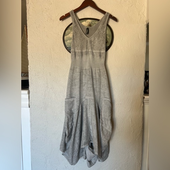 Inizio Linen Magic Dress - Picture 5 of 13